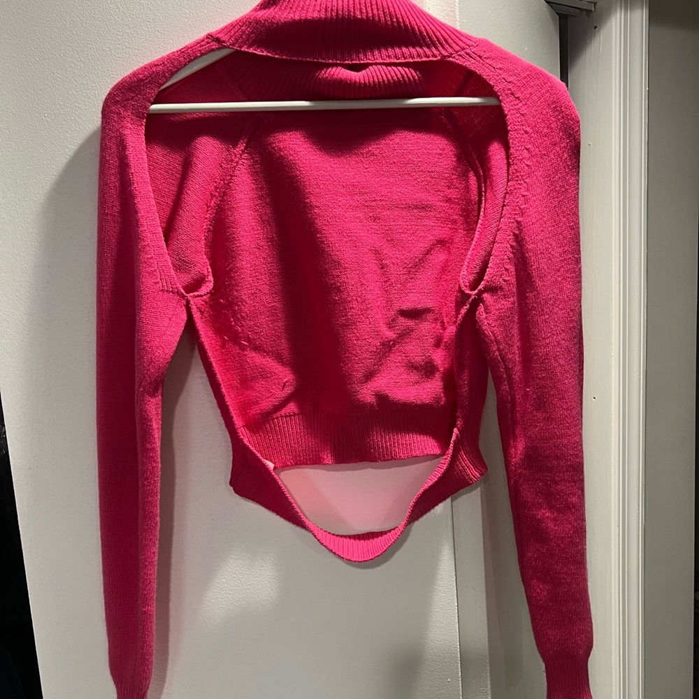 Superdown Lucia Open-Back Sweater - Picture 4 of 4